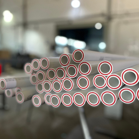 Как экструзионная линия превращает пластиковые гранулы в трубы РОСТерм